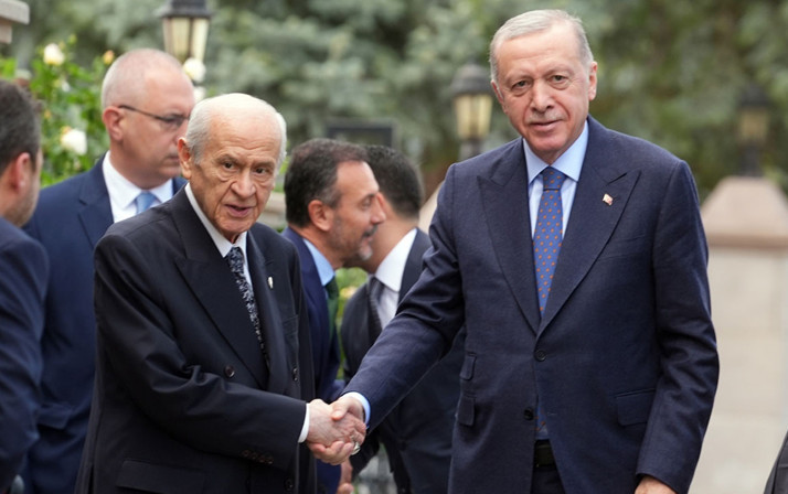 Cumhurbaşkanı Erdoğan, MHP Genel Başkanı Bahçeli’yi konutunda ziyaret etti