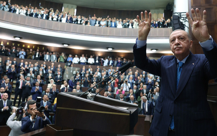 Erdoğan ayakta alkışlandı : Kimse bize saldırmaya bizi sınamaya kalkmasın