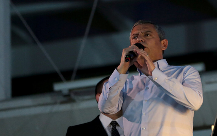 CHP lideri Özel'den Özlem Çerçioğlu'na zehir zemberek sözler