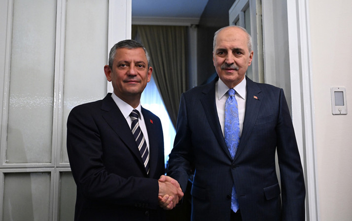 Kurtulmuş'tan Özgür Özel'e terörsüz Türkiye süreci ziyareti