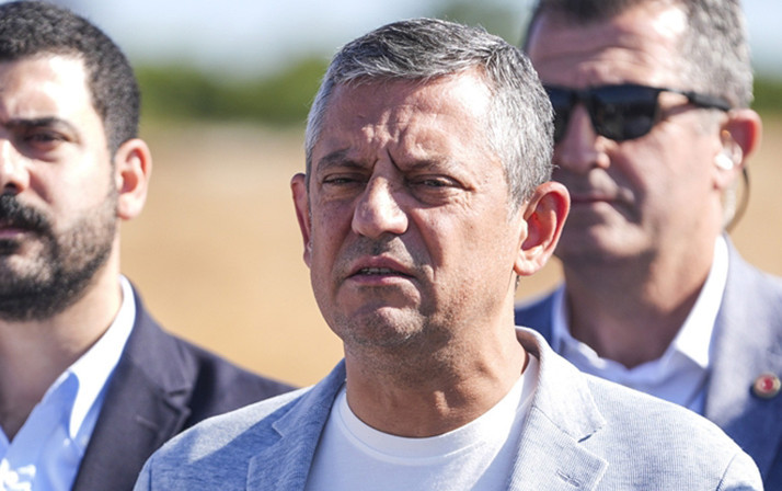 Özgür Özel TBMM'yi olağanüstü toplantıya çağırdı