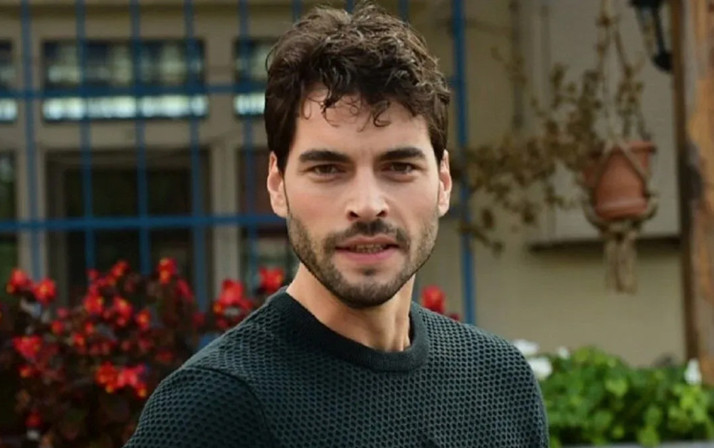 Veliaht'ın Timur'u Akın Akınözü'nün kazancı ortaya çıktı! Bölüm başına bu kadar kazanıyormuş