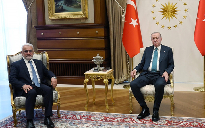 Cumhurbaşkanı Erdoğan, HÜDA PAR Genel Başkanı Yapıcıoğlu'nu kabul etti