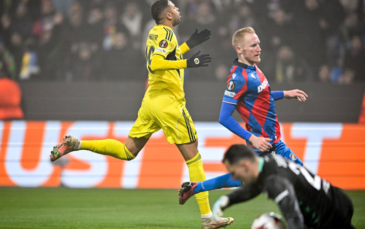 Fenerbahçe deplasmanda Viktoria Plzen'le 0-0 berabere kaldı