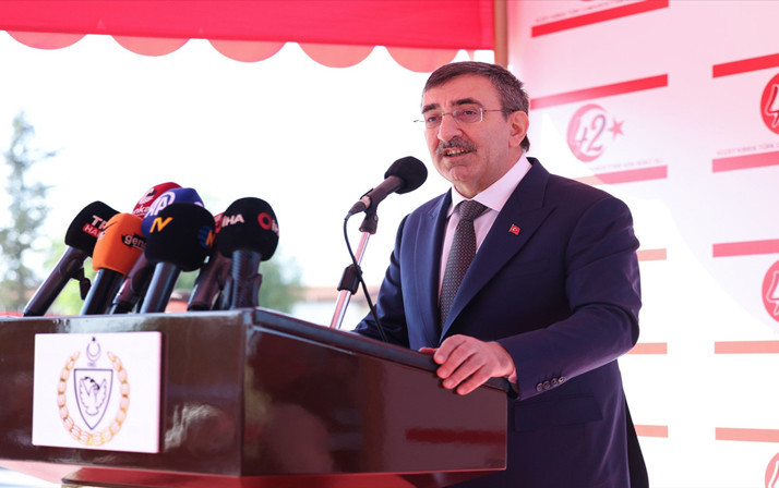 Cumhurbaşkanı Yardımcısı Yılmaz, KKTC'nin kuruluşunun 42. yıl dönümü töreninde konuştu