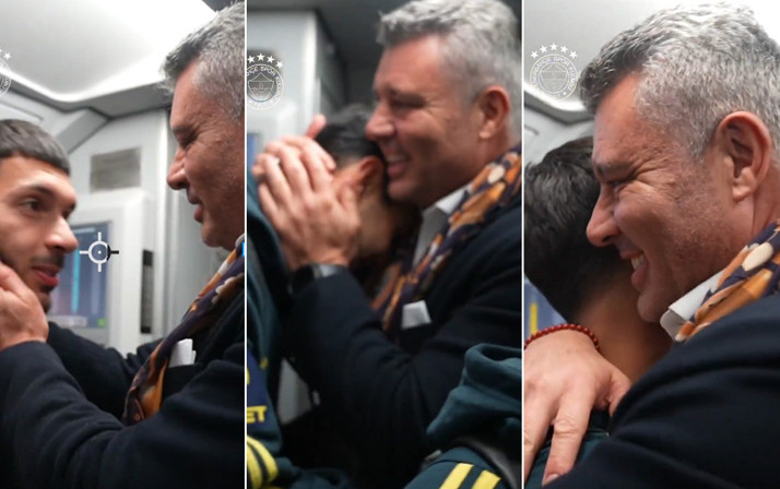 Sadettin Saran uçakta futbolculara tek tek sarıldı! Oğuz Aydın'a böyle takıldı