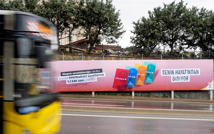 AK Parti'nin İstanbul bilboard çalışması kaldırılıyor mu Abdullah Özdemir açıkladı