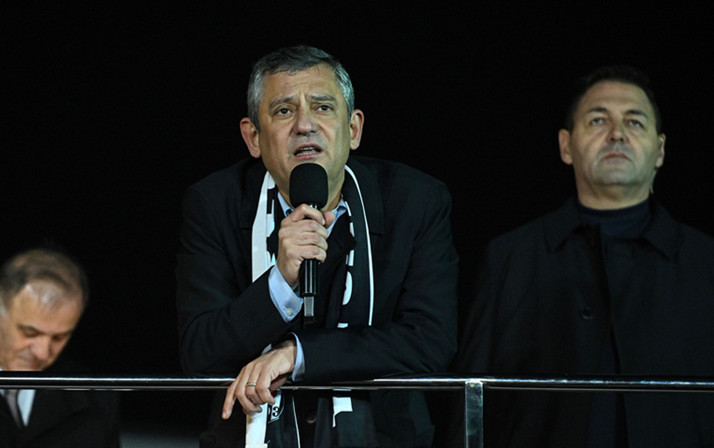 Özgür Özel İBB seçimleri için Erdoğan'a 1.5 milyon oy avans verdi Şamil Tayyar'dan yanıt geldi