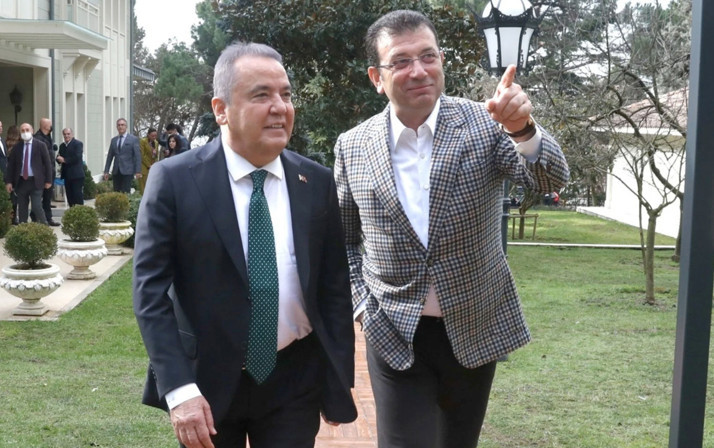 Muhittin Böcek'in ifadesindeki gizemli para trafiğini Şamil Tayyar deşifre etti