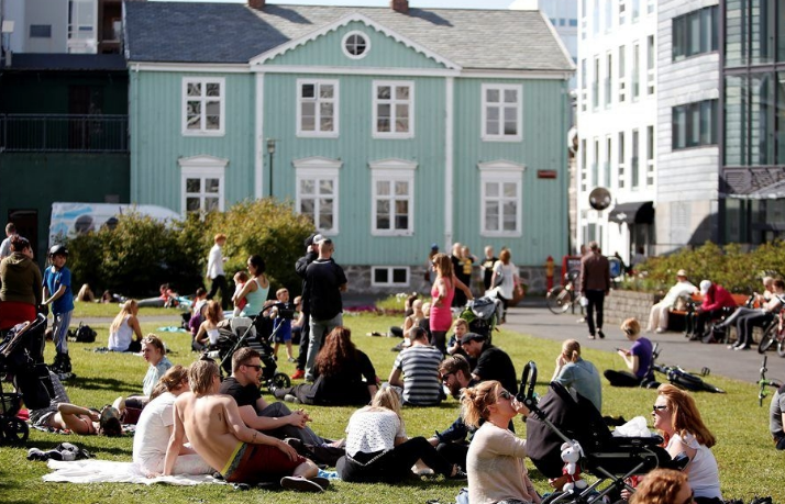 İzlanda'da meğer Türk öldürmek serbestmiş! Ordusu olmayan tek NATO üyesi - Resim: 4