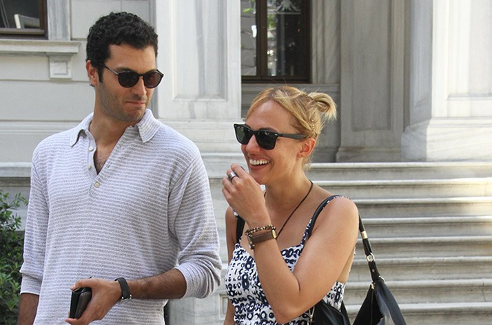 Meryem Uzerli'den bomba fotoğraf sevgilisiyle kızının... - Resim: 3