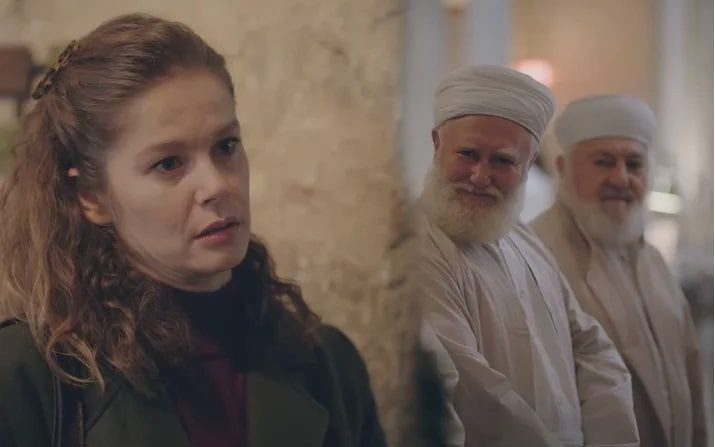 TV8 Kırmızı Oda dizisinde Burcu Biricik'in babasını bakın kim oynayacak - Resim: 1