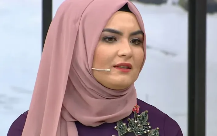 Başörtüsünü çıkaran gelin adayı Hanife Gürdal'a 'iyice soyundu' tepkisi - Resim: 3