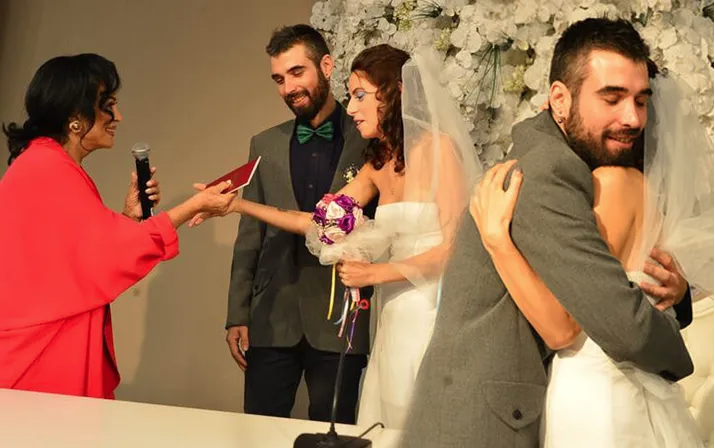 Zeynep Casalini anneanne oluyor kızı Ceren Sarp Engin 5 aylık hamile - Resim: 1