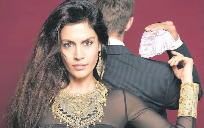 Tuğba Ekinci sevgilisiyle dudak dudağa paylaştı olay paylaşımları devam ediyor - Resim: 1