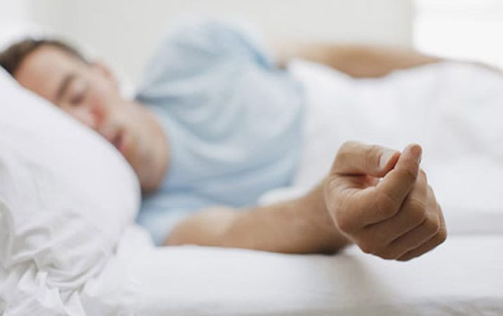 Rüyada cinsel ilişkiye girdiğini görmek orucu bozar mı Diyanet yanıtladı! - Resim: 1