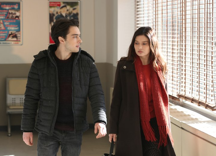 Gülperi dizisinde kriz çıktı! Sette apar topar değişiklik yaşandı - Resim: 3