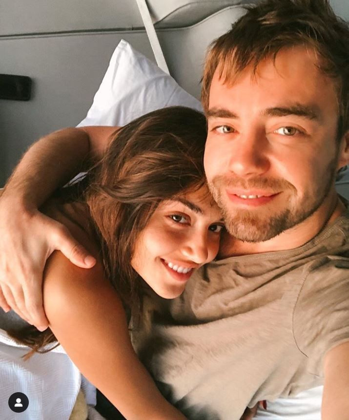 Murat Dalkılıç'tan sevgi dolu paylaşım "havada aşk var" - Resim: 1