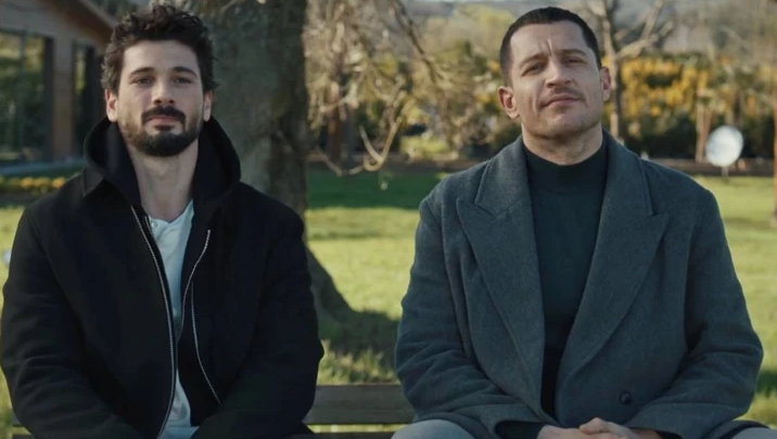 Eşref Rüya ve Yeraltı dizisi yayın akışından çıkarıldı! - Resim: 4