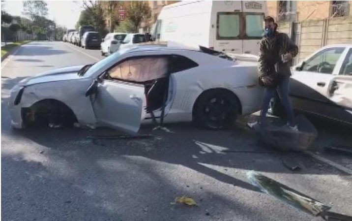 Kaza yapan Enes Batur'a gelen yorumlar pes dedirtti bakın ne cevap verdi - Resim: 2