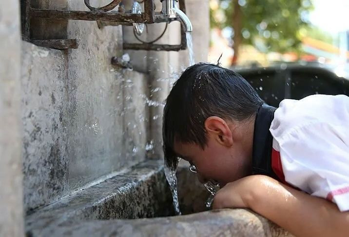 Bu saatlerde sokağa adım atmayın! Meteoroloji'den uyarı geldi, mevsim normallerinin 15 derece üzerini göreceğiz! - Resim: 4