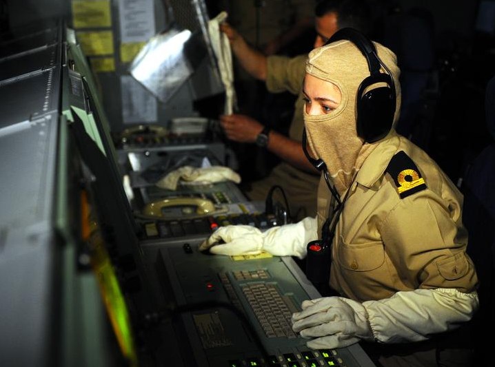 Türk savaş gemisinde kadın olmak! - Resim: 1