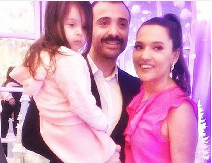 Demet Akalın'ın instagramına bakın! Eşi Okan Kurt'un kızı Hira ile bile...  - Resim: 1