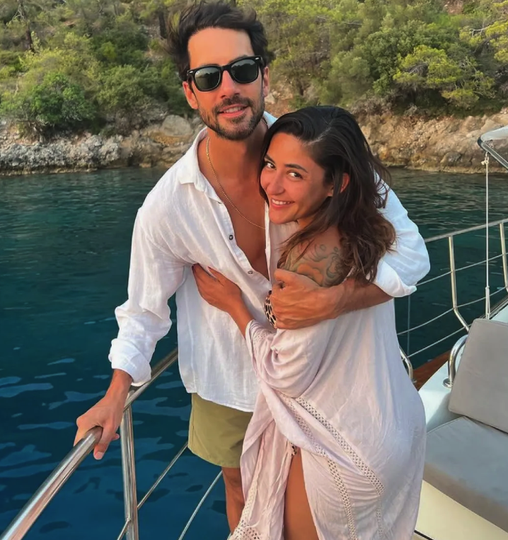 Melek Mosso boşandı! Ayrıldığı eşi Serkan Sağdıç kimdir ne iş yapıyor - Resim: 4