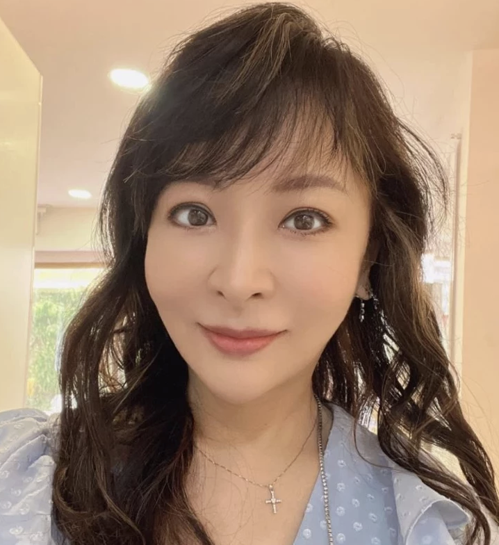 Ünlü oyuncuya büyük ihanet! Eşi ve annesinden öyle bir darbe yedi ki... - Resim: 1