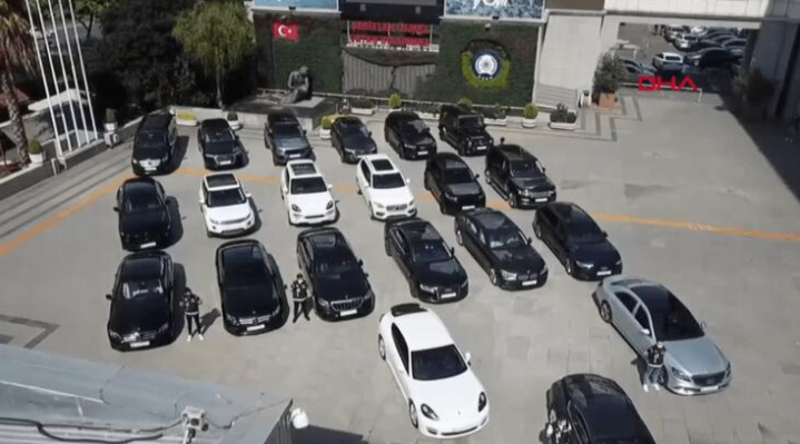 'Turistik kolaylıklar' adı altında lüks otomobil kaçakçılığı! Devlete verdikleri zarara bakın - Resim: 2