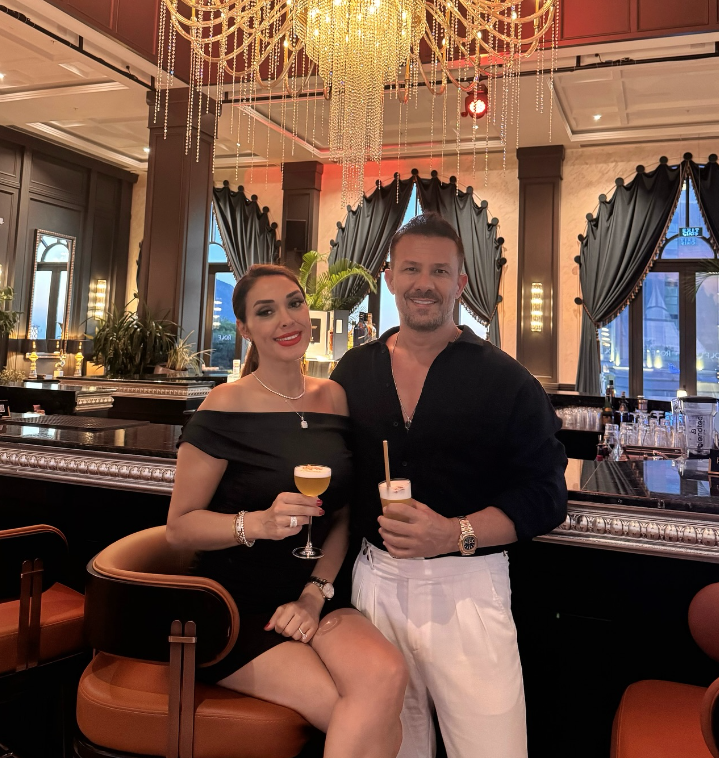 Yaş 48 yanlış anlaşılmasın diyen Zuhal Topal'dan bikini şov! Eşi ve kızıyla... - Resim: 4