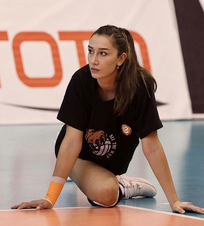 Milli voleybolcu Hande Baladın'ı 'asit atmakla' tehdit etmişti! İstenen ceza belli oldu - Resim: 1