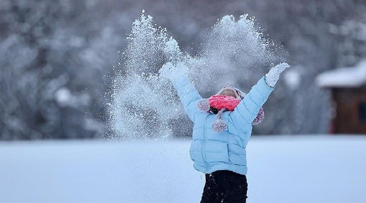 Kar yağışı eğitimi durdurdu! Tatil haberleri peş peşe geldi - Resim: 1