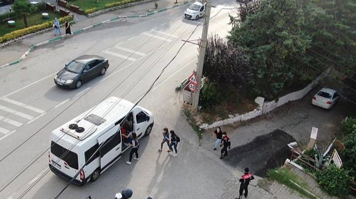 Bursa'da fuhuş çetesinin gizli alfabesi pes dedirtti! Şifreli dil çözüldü: Kadınlara bakın ne diyorlarmış - Resim: 1