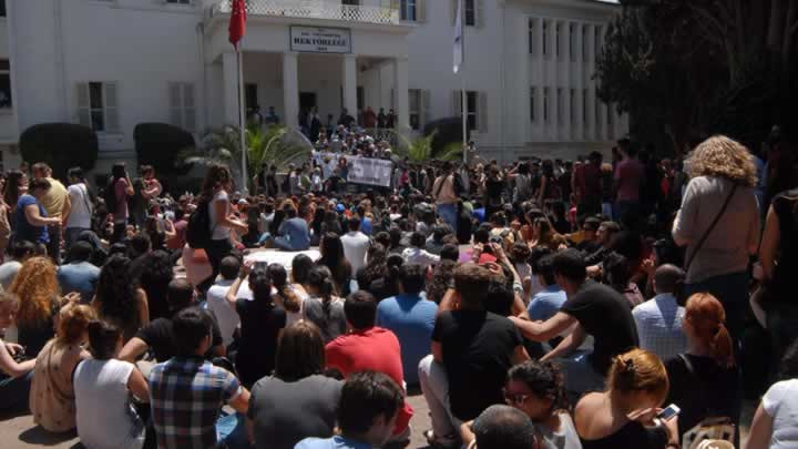 Gezi Parkı eylemcileri kültürlü çıktı! - Resim: 3