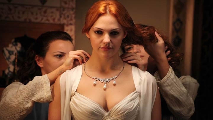 Yeni Hürrem eskisini arattı - Resim: 3