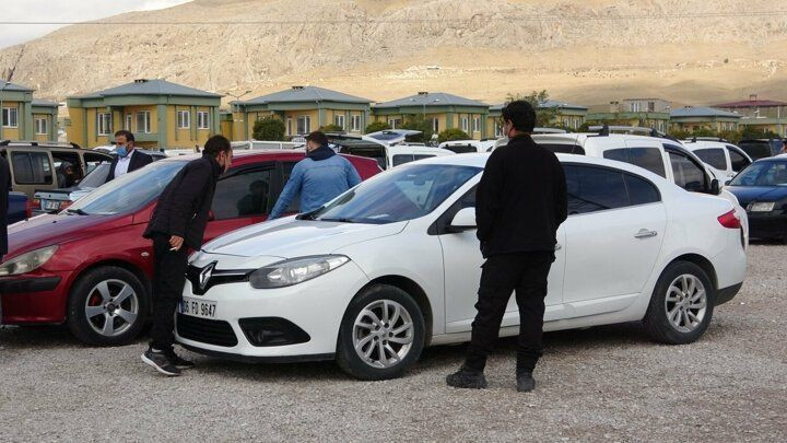 En ucuz ikinci el otomobiller belli oldu! 50 bin TL'ye bile var - Resim: 4