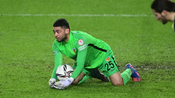 Süper Lig'in en iyi ilk 11 belli oldu! Listede sürpriz isimler var - Resim: 4