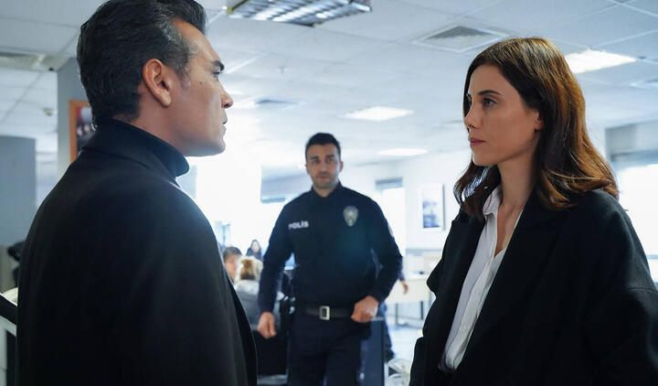 Cansu Dere gidiyor yerine bakın kim geliyor Sadakatsiz dizisi için ortalığı karıştıran iddia - Resim: 2