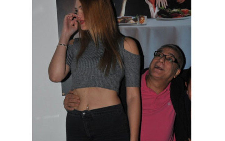 MALİ iyice şaşırdı! Bu kızın fiziği aklımı başından aldı