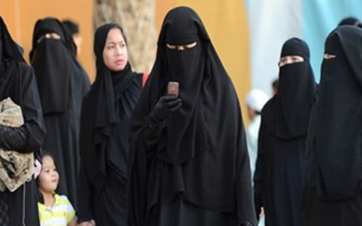 Suudi Arabistan'da ilk kez bir kadın belediye meclisine seçildi