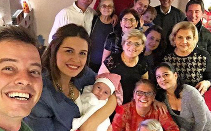 Ünlülerden yılbaşı paylaşımları