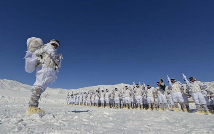 Komandolardan eksi 20 derecede nefes kesen tatbikat!