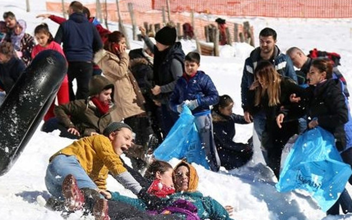 Kardan Adam Şenliğinde 22 kişi yaralandı!