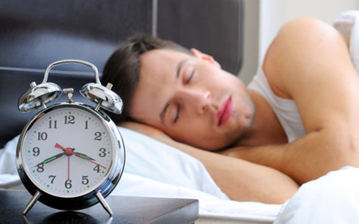 İşte 1 dakikada uyumanızı sağlayacak yöntem