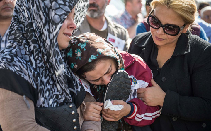 Şehit eşi herkesin yüreğini yaktı!