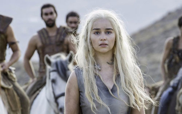 Game of Thrones yeni görüntüler! Khaleesi ve Jon Snow...