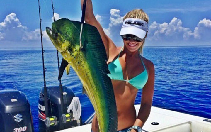 İnstagram'ın seksi güzeli erkeklerin rakibi oldu