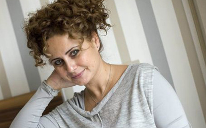 Oyunculuğu bıraktı masalcı oldu