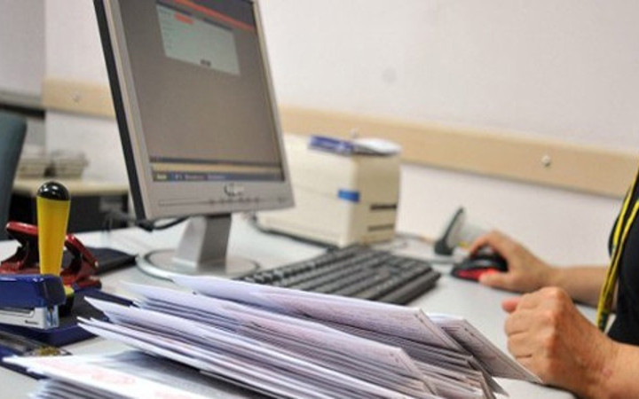 Başbakan açıklamıştı netleşti! O ücret memurun cebinden çıkacak